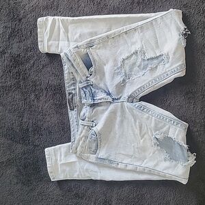 🎁 5 for $20 distressed jeans